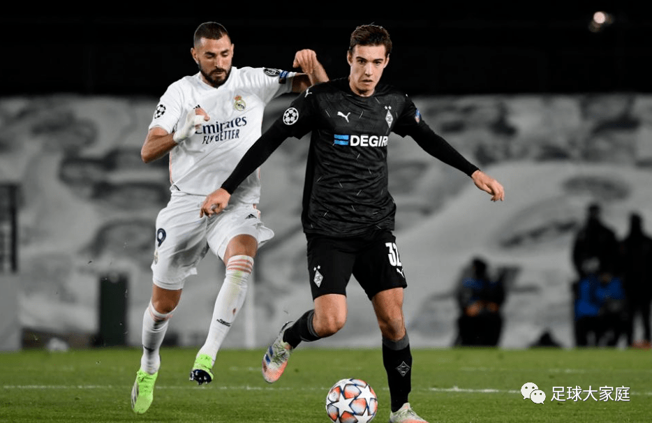 关于达拉斯独行侠迎德甲关键赛；集结日迎来里程碑；管理层满意；年轻球员得到机会的信息