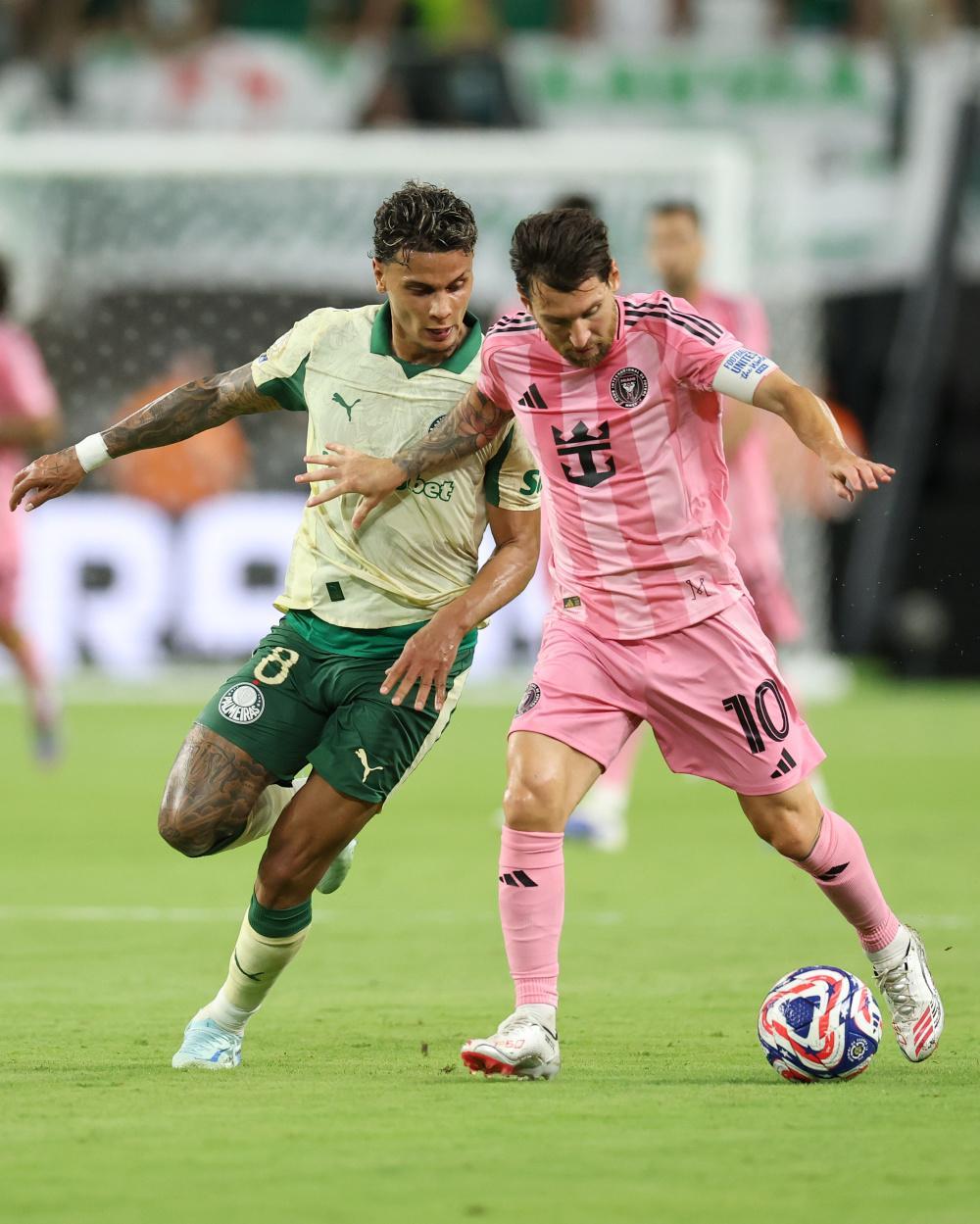 欧联赛程吃紧，比利亚雷亚尔国际比赛日状态回暖，信心回归，球队文化再被提及的简单介绍