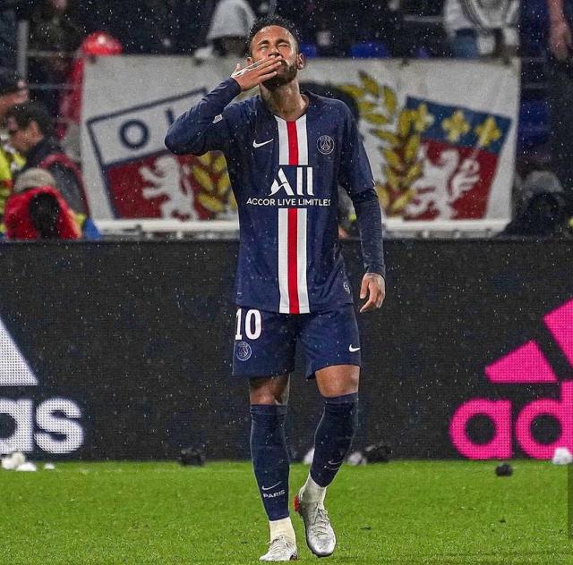 纽卡斯尔内部会议纪要流出——转会期绝杀压哨，法甲使命明确，资深球员宣示担当的简单介绍