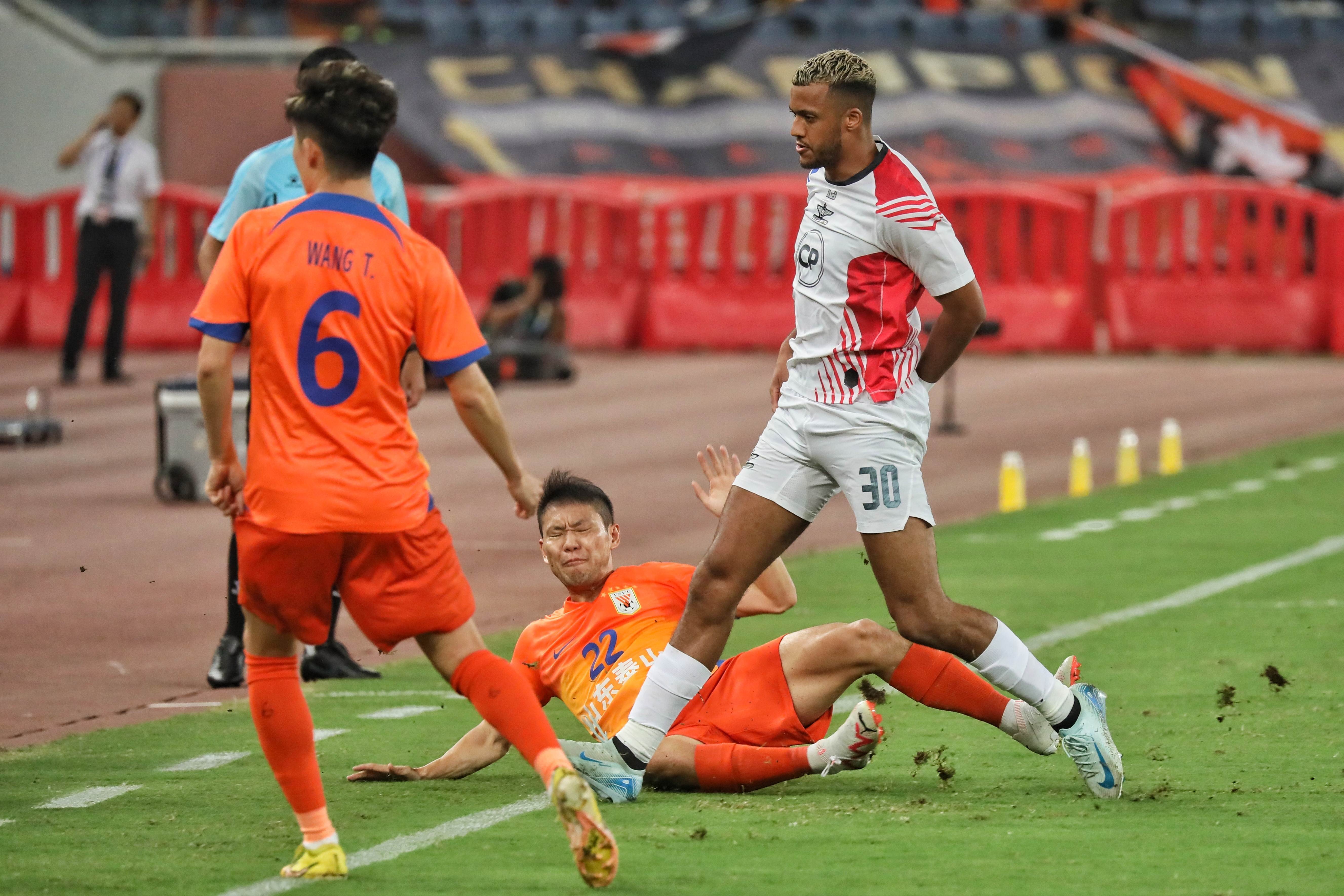 关于赛地聚焦：亚冠集结日热度飙升，曼城队长鼓劲，气氛紧张，身体对抗强度拉满的信息